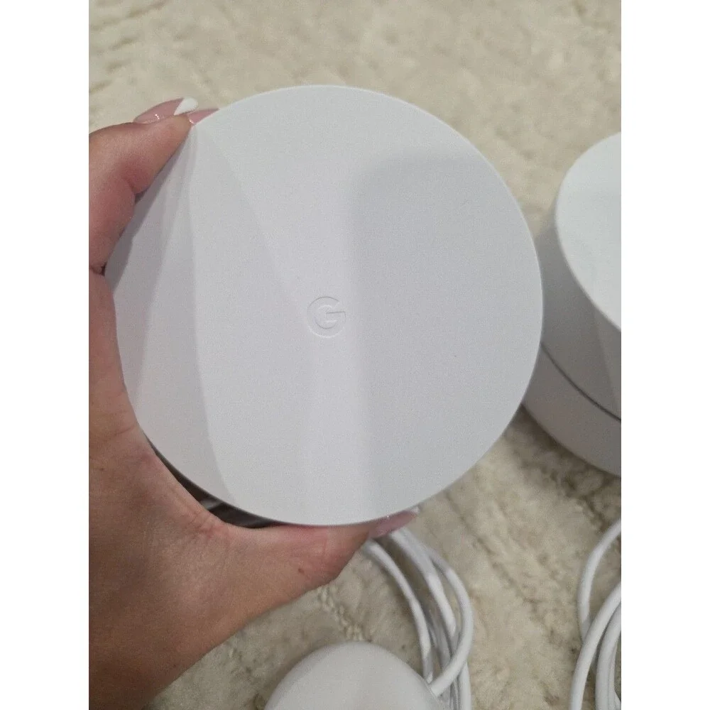 Google Wifi Whole Home Wi-Fi System - White GJ2CQ 4 Pack With Cords. EUC B5